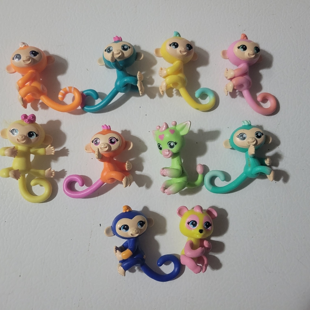 Mini Fingerlings Set of 10